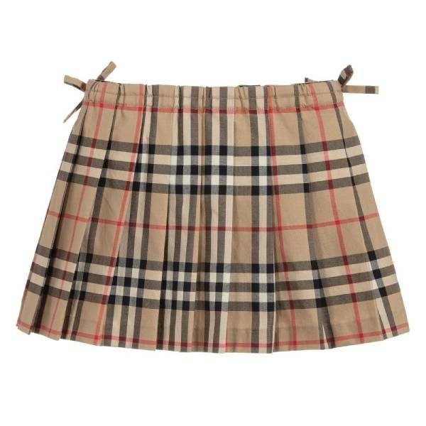 burberry skirt girl
