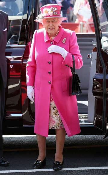https://www.dashinfashion.com/wp-content/uploads/2016/06/queen-elizabeth-90th-birthday-neon-pink-outfit.jpg